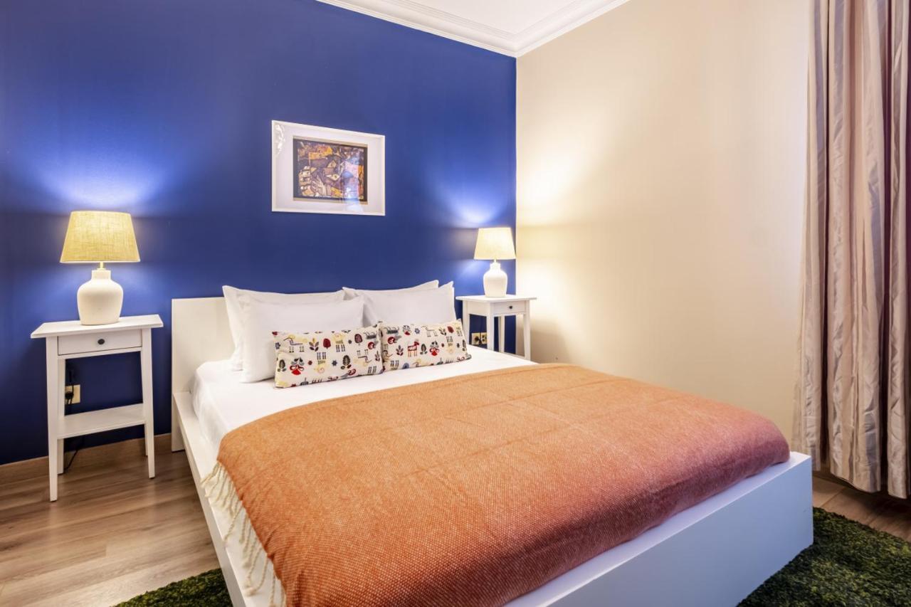 Captivating Flat With Balcony Near Besiktas Pier Appartement Istanboel Buitenkant foto